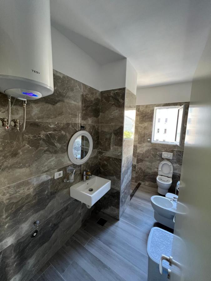Rent Room Vlora Vlorë Exterior foto